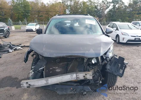 2012 Toyota Highlander Se V6 from USA, damaged, VIN 5TDBK3EH7CS174331